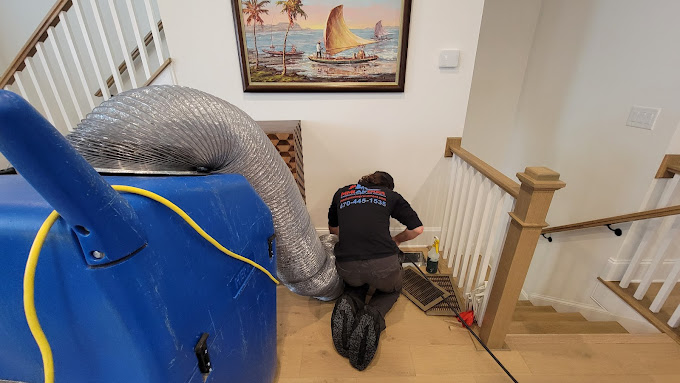 how to clean mold from air ducts