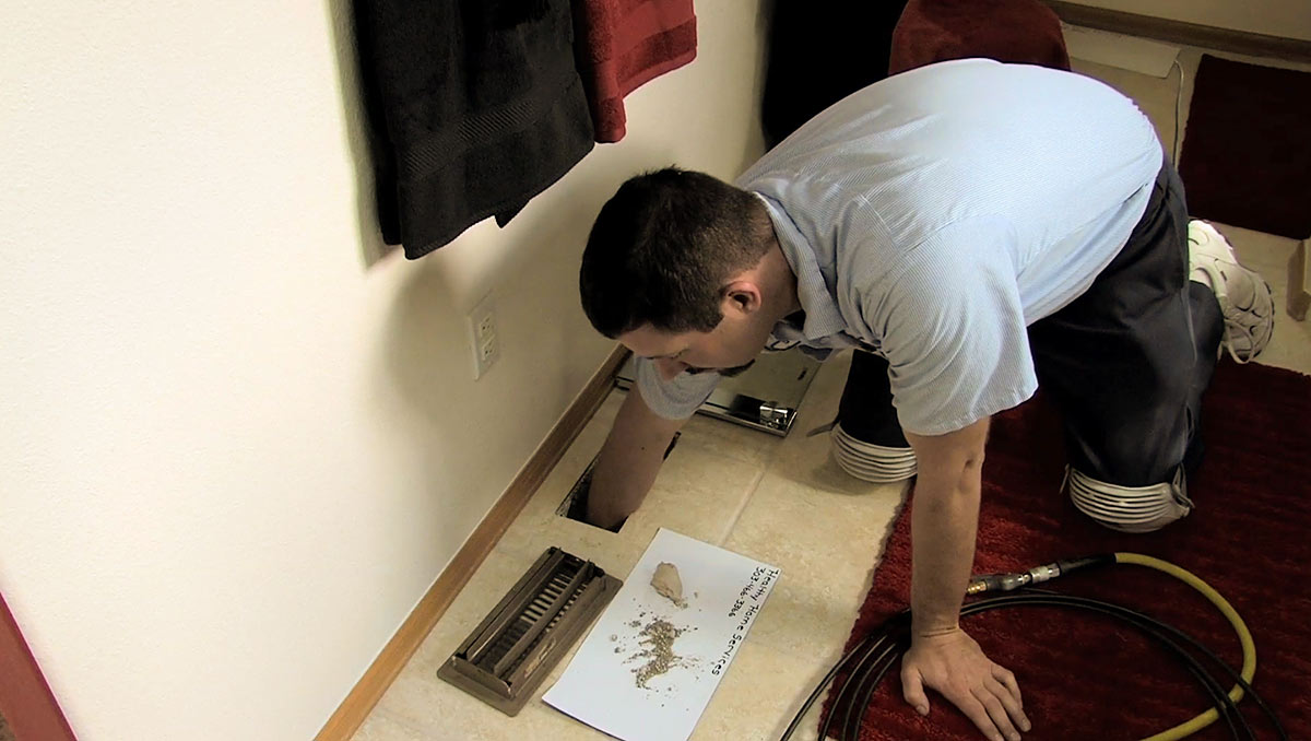 how to remove mildew from furnace ducts