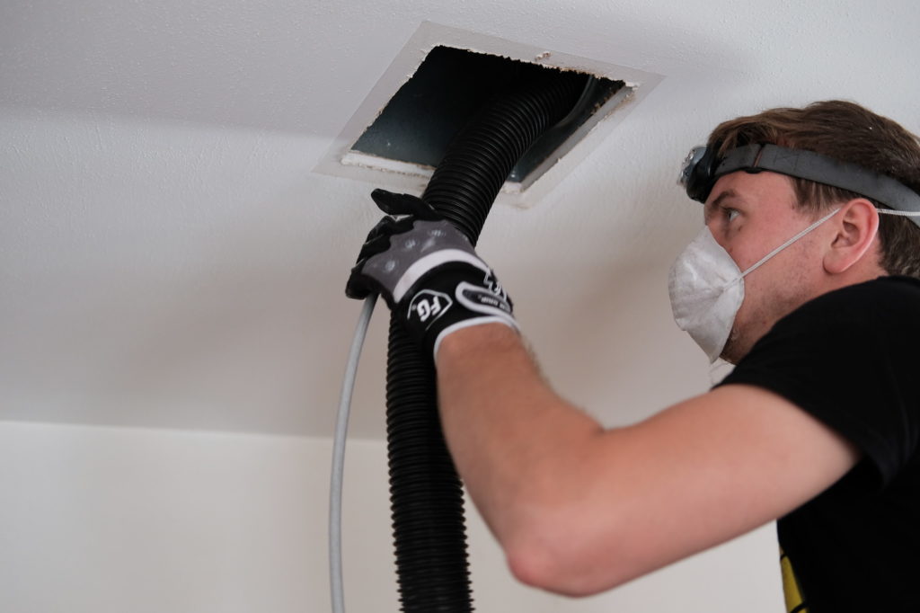 how to use a vacuum for duct cleaning How to Use a Vacuum for Duct Cleaning: Tips and Tricks